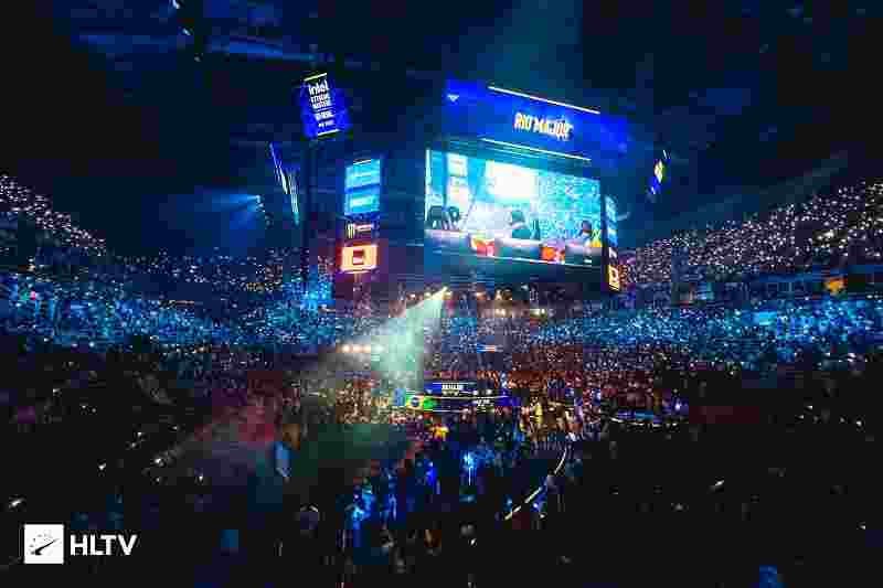 不少人自发 不少人自发